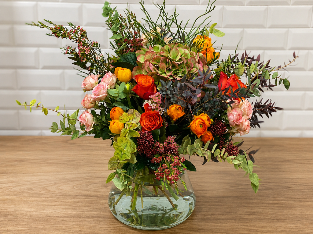 Bouquet de fleurs de saison composé par La Roseraie Paris